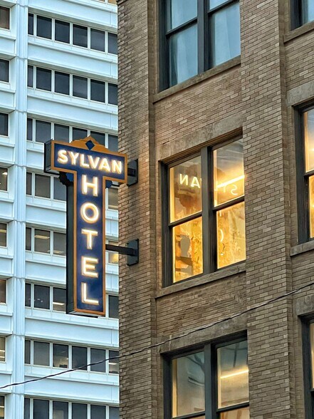 More Photos Of 87 Peachtree St SW, Atlanta Unknown For Lease