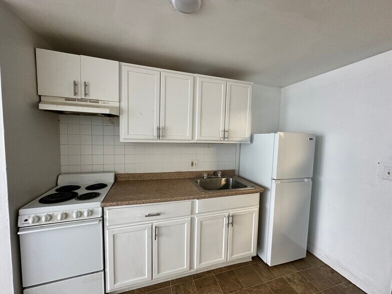 More Photos Of 8612 Halls Ferry Rd, Saint Louis Apartments For Sale