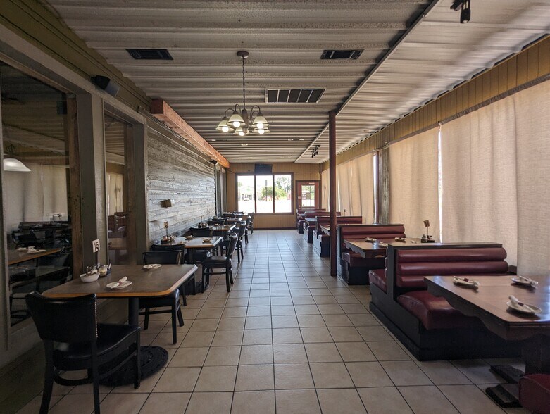 More Photos Of 11261 Highway 12, Orange Freestanding For Sale