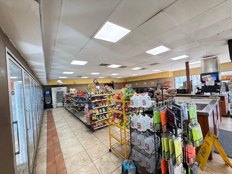 More Photos Of 8899 North Loop E, Houston Service Station For Sale
