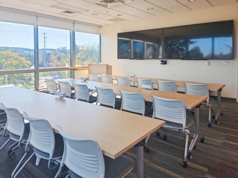 More Photos Of 75 Valley Stream Pky, Malvern Coworking Space