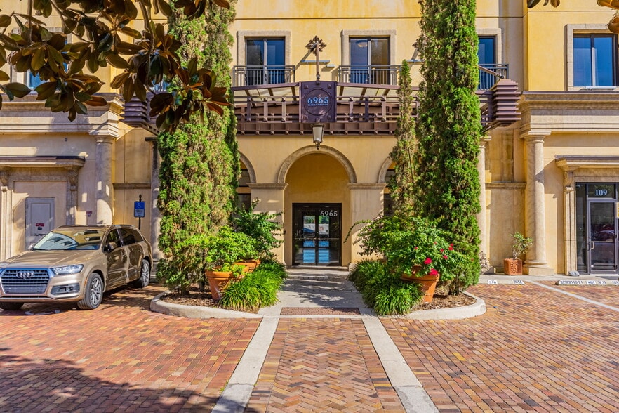 More Photos Of 6965 Piazza Grande Ave, Orlando Office Residential For Lease