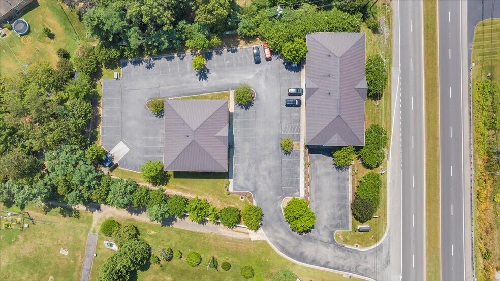 More Photos Of 2408 Electric Rd, Roanoke Medical For Lease