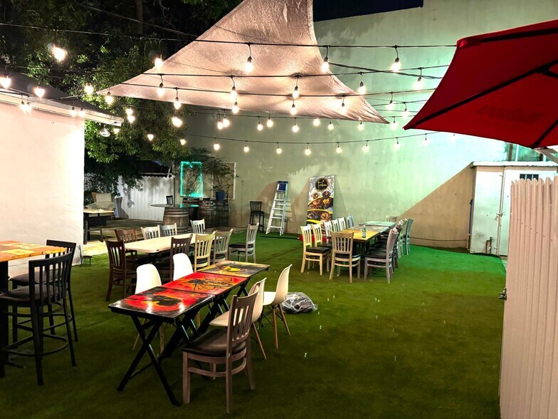 More Photos Of 1652 SW 8th St, Miami Restaurant For Sale