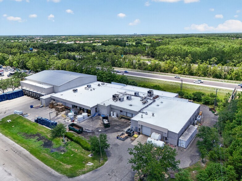 More Photos Of 9910 Bavaria Rd, Fort Myers Warehouse For Lease