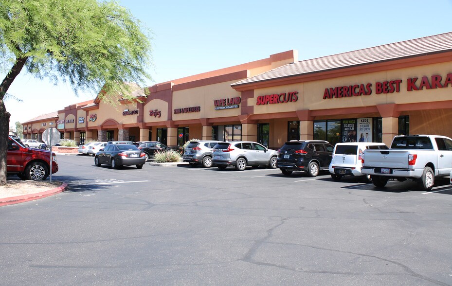 More Photos Of 2010-2040 S Alma School Rd, Chandler Unknown For Lease