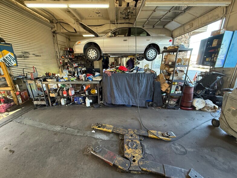 More Photos Of 7349 Fair Oaks Blvd, Carmichael General Retail For Sale