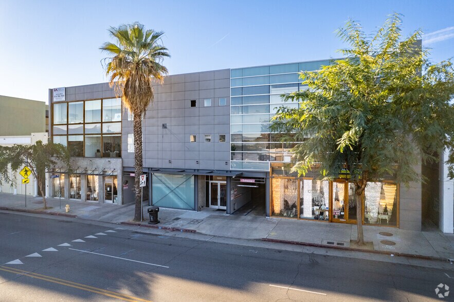 More Photos Of 15000 Ventura Blvd, Sherman Oaks Loft Creative Space For Lease