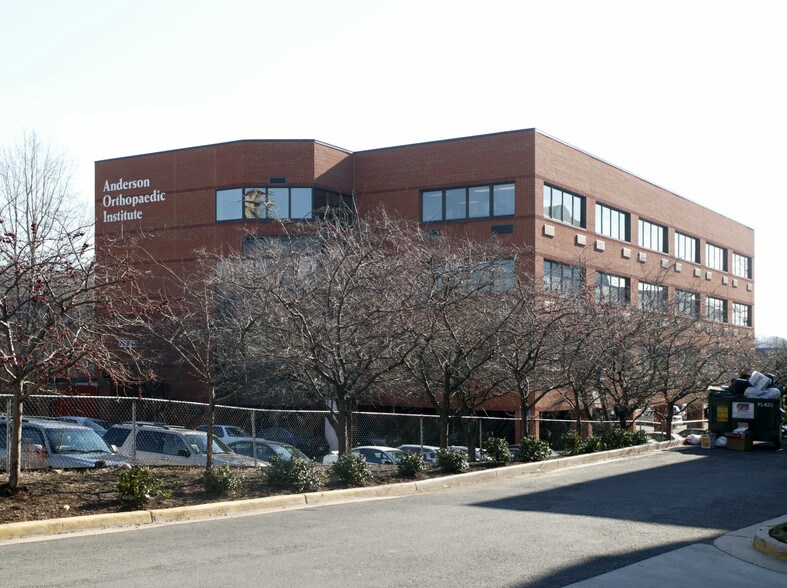 More Photos Of 2445 Army Navy Dr, Arlington Medical For Lease