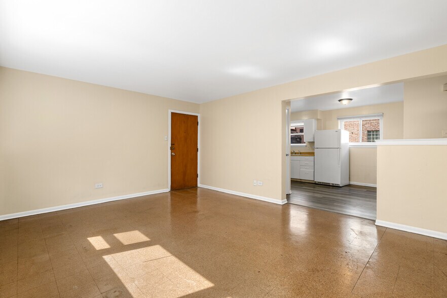 More Photos Of 3631 147th St, Midlothian Apartments For Sale