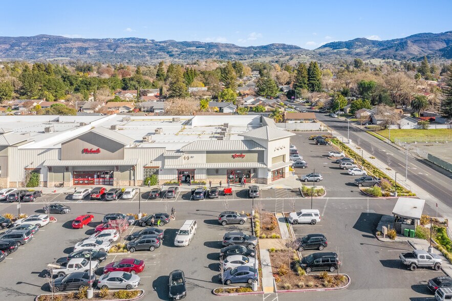 Primary Photo Of 308 Soscol Ave, Napa Department Store For Lease
