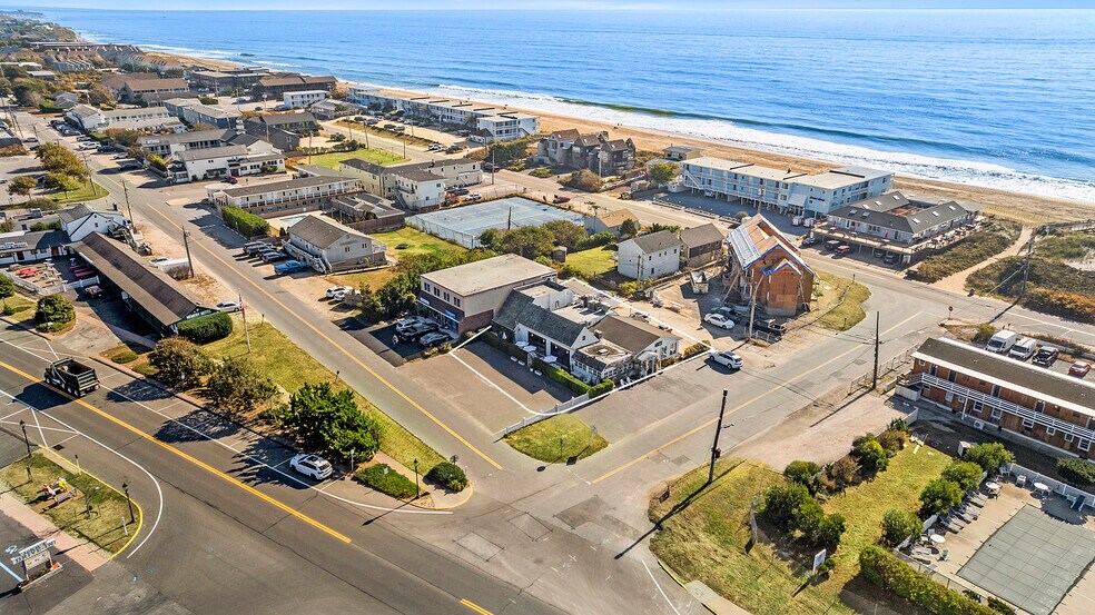 More Photos Of 4 S Elmwood Ave, Montauk Restaurant For Sale