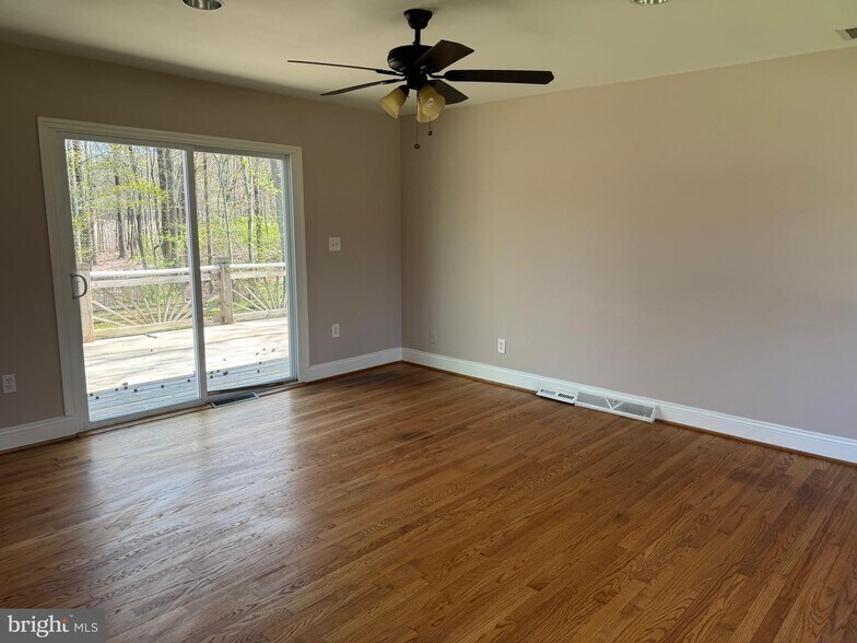 More Photos Of 15 Bowleys Quarters Rd, Middle River Office For Lease