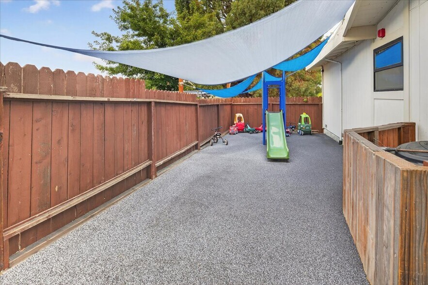 More Photos Of 2120 Omega Rd, San Ramon Daycare Center For Sale