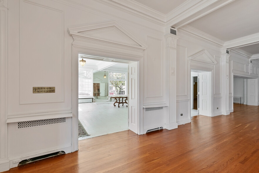 More Photos Of 2500 E Marshall St, Richmond Office For Lease