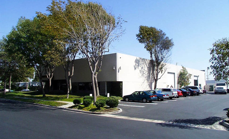 Primary Photo Of 1001 Brioso Dr, Costa Mesa Distribution For Lease