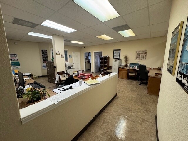 More Photos Of 1747 Citadel Plz, San Antonio Office For Sale
