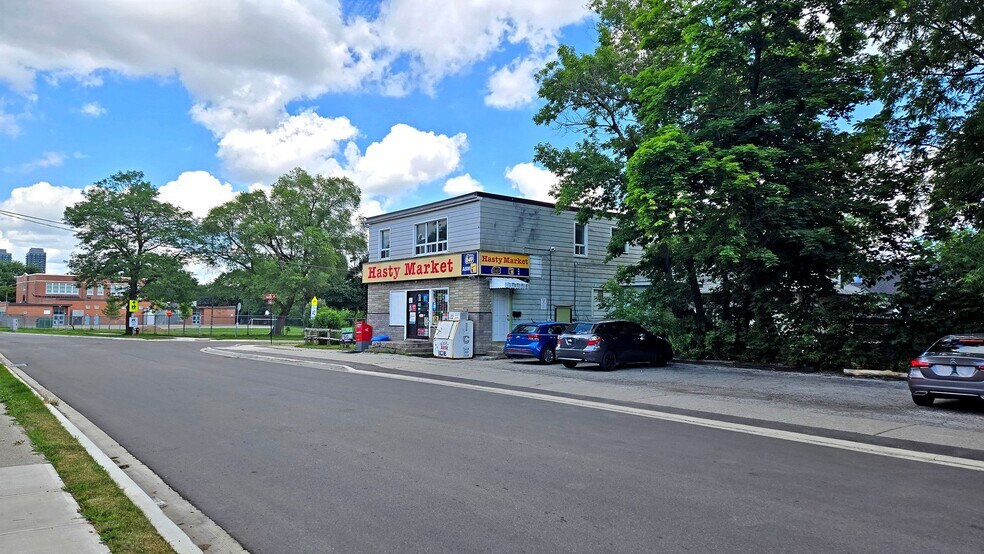 More Photos Of 88 Elliott St, Brampton Freestanding For Sale