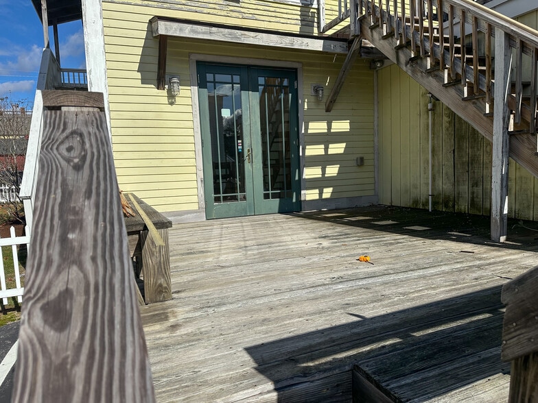 More Photos Of 31 Central Square, Troy Storefront Retail Residential For Lease