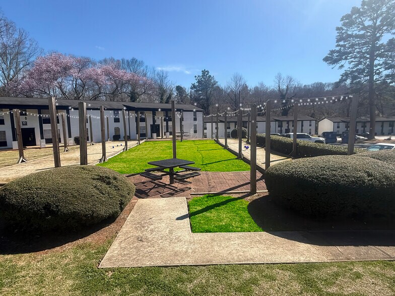 More Photos Of 235 Sycamore Dr, Athens Apartments For Sale