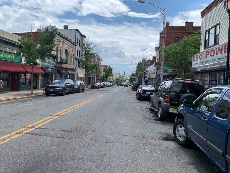More Photos Of 391 CENTRAL Ave, Jersey City Apartments For Lease