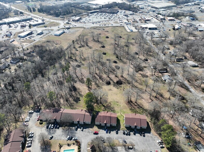 More Photos Of 1136 S Wall St, Calhoun Land For Sale