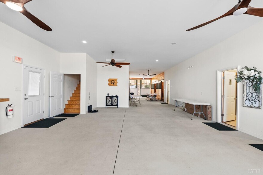 More Photos Of 1433 Piney Mountain Rd, Appomattox Specialty For Sale