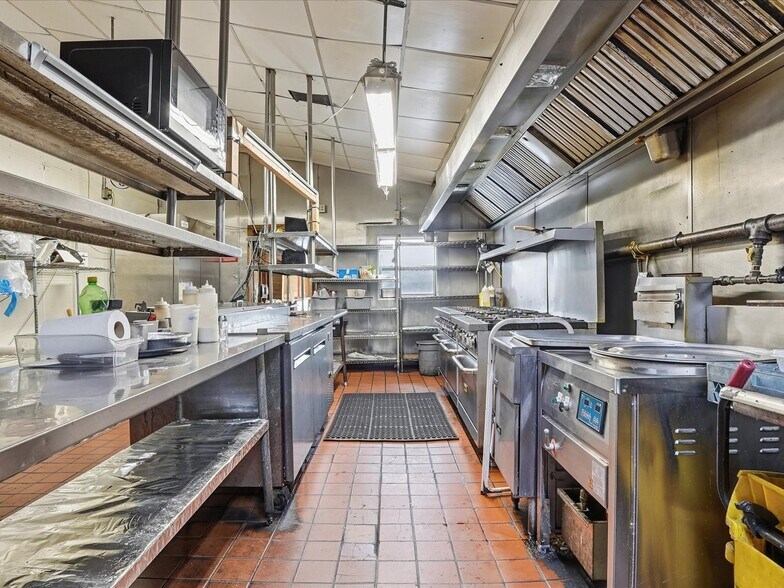 More Photos Of 1874 Route 611, Mount Pocono Restaurant For Sale