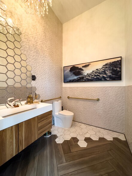 More Photos Of 12272 US Highway 98 W, Miramar Beach Office For Sale