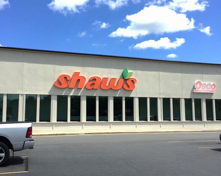 More Photos Of 55-61 Crystal Ave, Derry Unknown For Lease