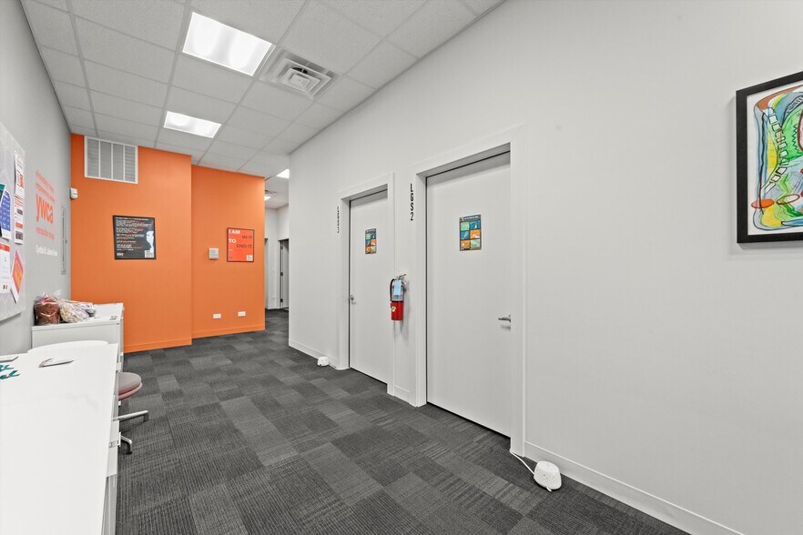 More Photos Of 2754 W Fullerton Ave, Chicago Freestanding For Lease