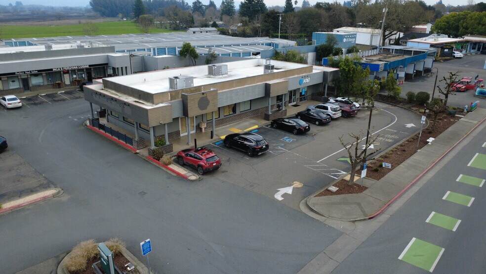 Primary Photo Of 801 Gravenstein Ave, Sebastopol Fast Food For Lease