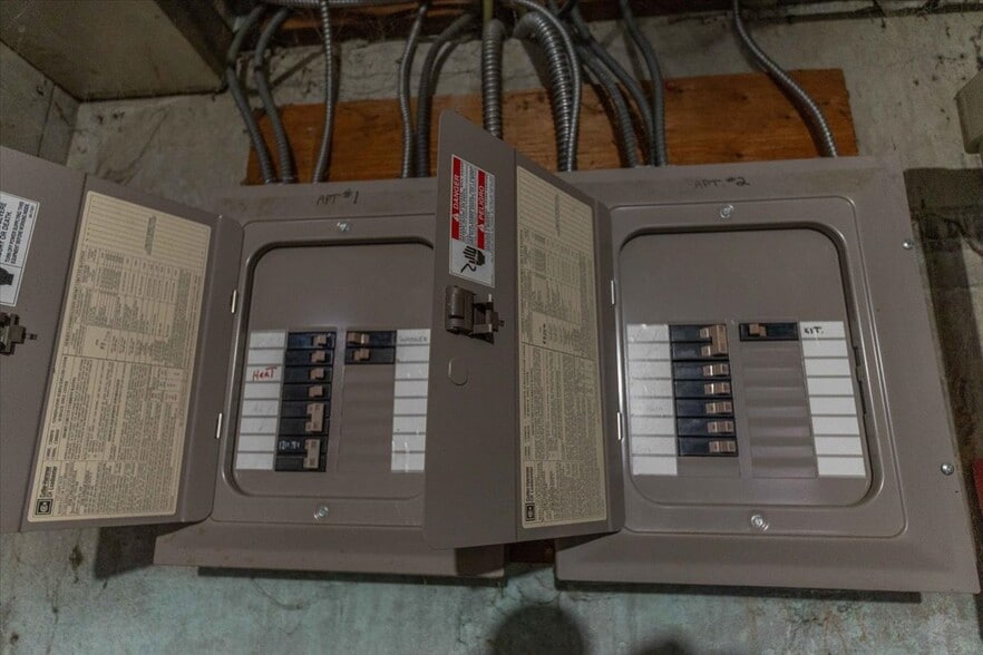 More Photos Of 30 Latona Ct, Buffalo Apartments For Sale