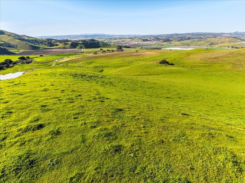 More Photos Of 9451 Batchelder Rd, Los Alamos Land For Sale