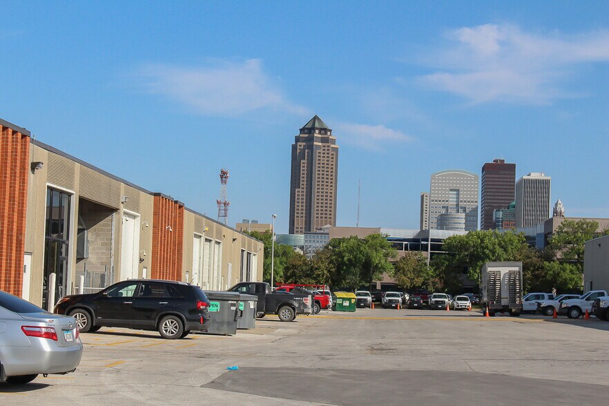 More Photos Of , Des Moines Unknown For Sale