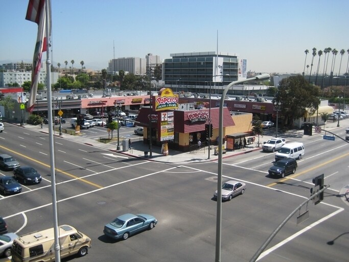 More Photos Of 2512-2540 S Figueroa St, Los Angeles Unknown For Lease