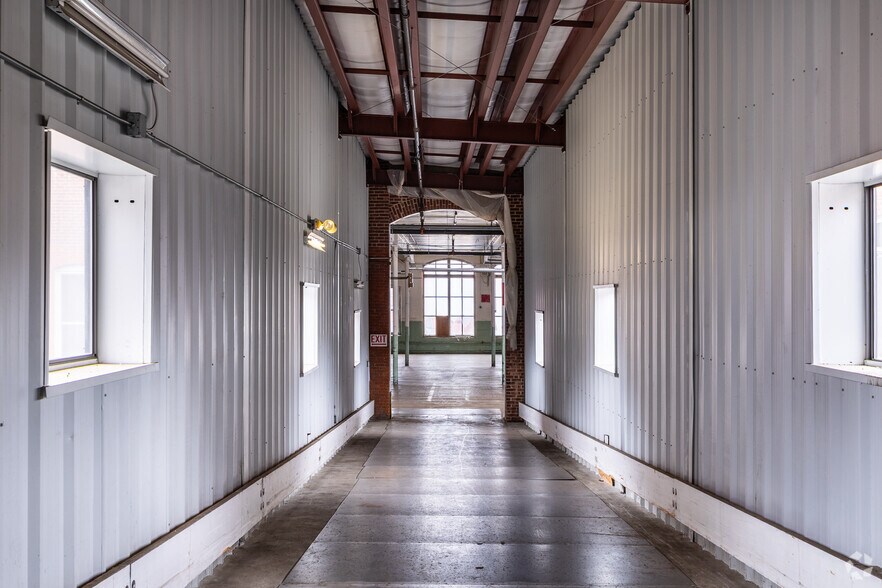 More Photos Of 90 South St, West Warren Manufacturing For Lease