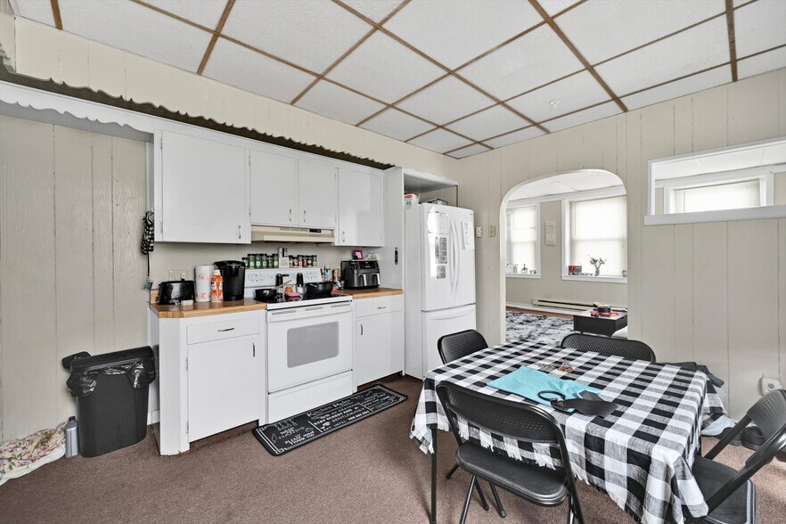 More Photos Of 236 W Market St, Jonestown Multifamily For Sale