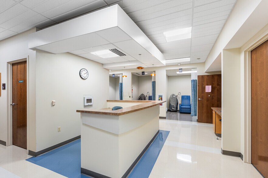 More Photos Of 670 Woodbourne Rd, Langhorne Medical For Sale
