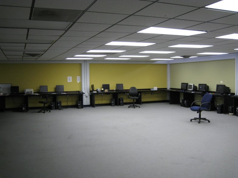 More Photos Of 5101 Navigation Blvd, Houston Office For Lease