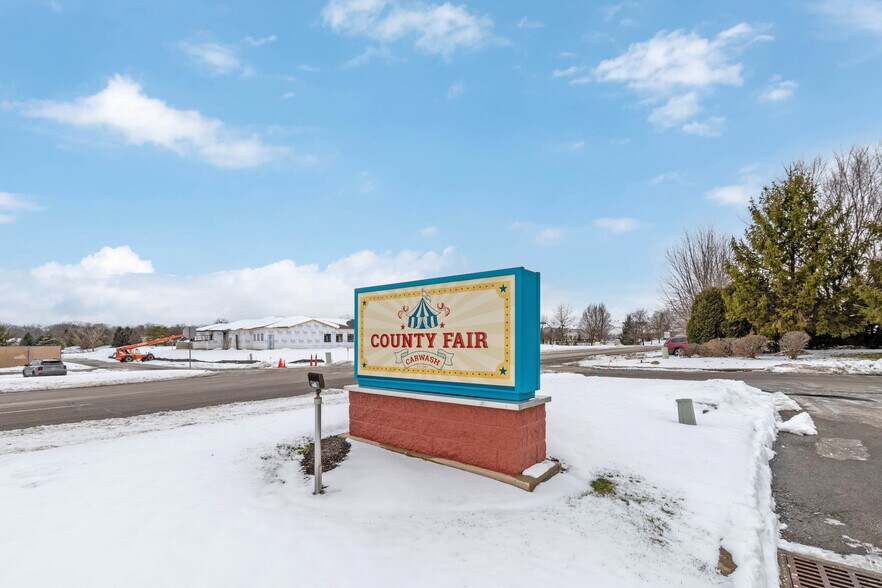 More Photos Of 732 Corylus Dr, Pataskala Carwash For Sale