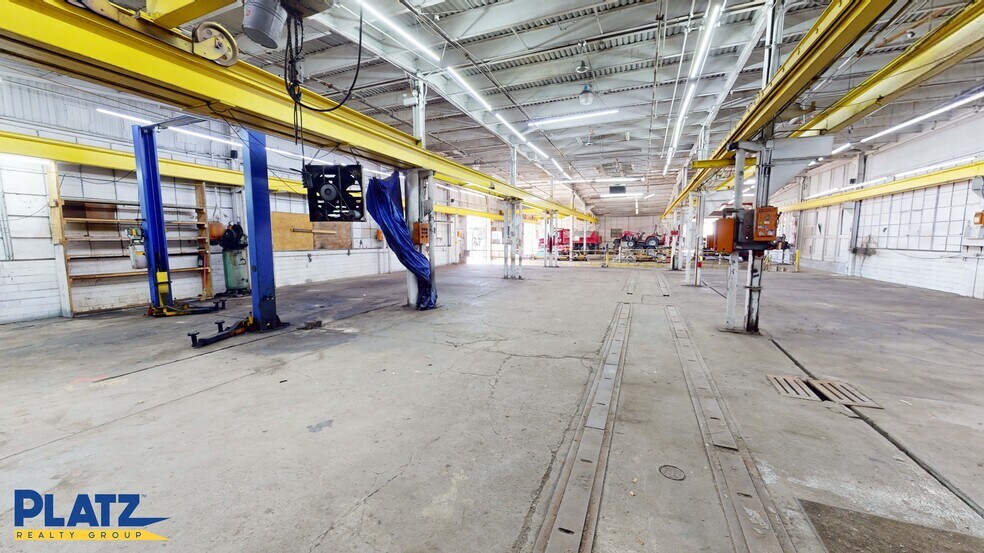 More Photos Of 3700 Oakwood Ave, Youngstown Manufacturing For Lease