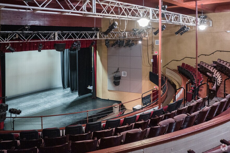 More Photos Of 181-195 High St NE, Salem General Retail For Sale