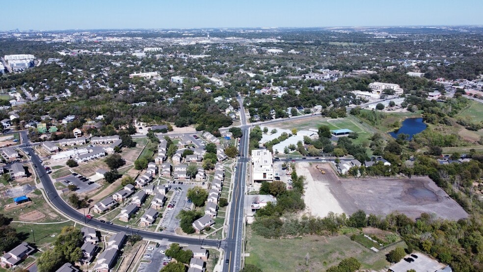More Photos Of 3515 Webberville Rd, Austin Apartments For Lease