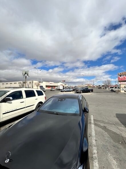 More Photos Of 1137-1149 W Avenue I, Lancaster Storefront Retail Office For Lease