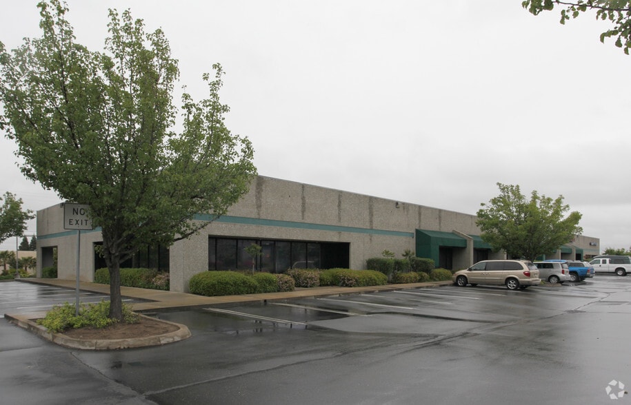 Primary Photo Of 1050 Melody Ln, Roseville Showroom For Lease