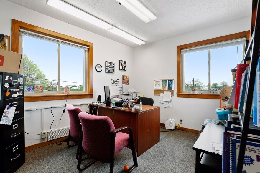 More Photos Of 800 N 42nd Ave, Minneapolis Medical For Lease