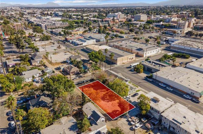 Primary Photo Of 335 N Gordon St, Pomona Land For Sale