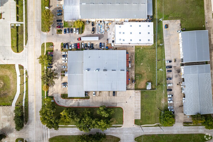 More Photos Of 10302 Mula Rd, Stafford Warehouse For Sale