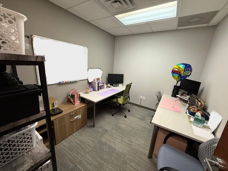 More Photos Of 389 Commerce Pky, Rockledge Medical For Lease